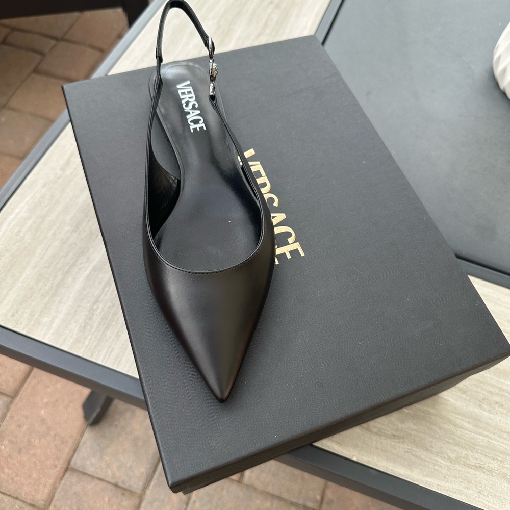 Versace flat sandals size 8.5.